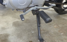 YAMAHA YB125SP