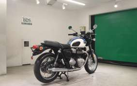 TRIUMPH BONNEVILLE T100 2016