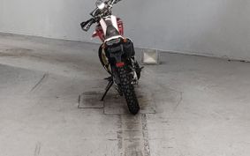 YAMAHA SEROW 250 DG31J