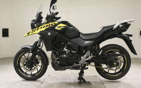 SUZUKI Vｽﾄﾛｰﾑ250 2022