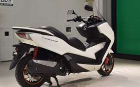 HONDA FORZA SI 2011 MF12