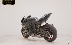 YAMAHA YZF-R1 2018