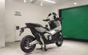 HONDA X-ADV 750 2025 RH21