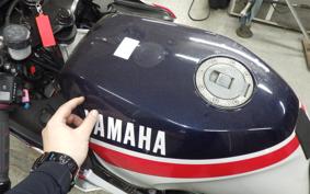 YAMAHA FZ750 1986