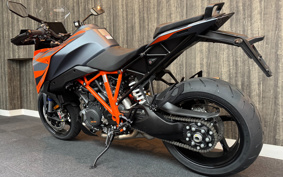 KTM 1290 SUPER DUKE GT V6940