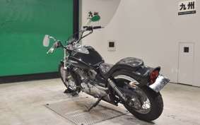 YAMAHA DRAGSTAR 250 VG02J