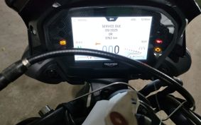 TRIUMPH STREET TRIPLE RS 2021 HDA554