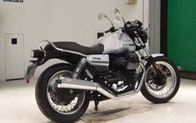 MOTO GUZZI V7 SPECIAL 2022