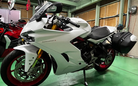 DUCATI SUPER SPORT S 2017 VA01