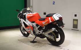 SUZUKI RGV250 Gamma 1999 VJ21A