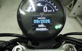 TRIUMPH TRIDENT 660 2021