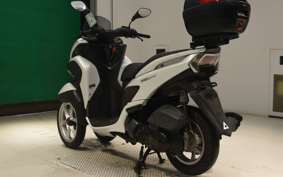 YAMAHA TRICITY 125 SE82J