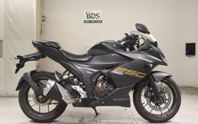 SUZUKI GIXXER 250 SF 2004 ED22B