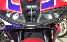 HONDA CBR600RR 2024 PC40