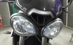 TRIUMPH STREET TRIPLE RS 2019