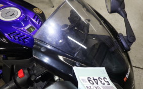 YAMAHA YZF-R15 2013