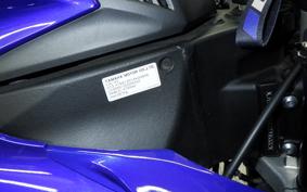 YAMAHA YZF-R1 2025