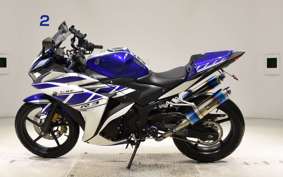 YAMAHA YZF R-3 2017