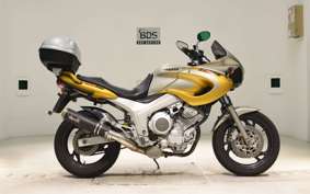 YAMAHA TDM850 2000