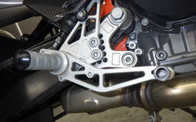 KTM 890 DUKE R 2020