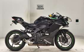 KAWASAKI ZX-25R 2005 ZX250E