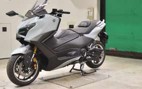 YAMAHA T-MAX 560 T 2026 SJ21J
