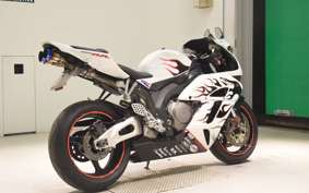 HONDA CBR1000RR 2005 SC57
