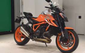 KTM 1290 SUPER DUKE R 2022
