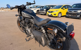 HARLEY RH975 NIGHT STAR 2022 ZH1