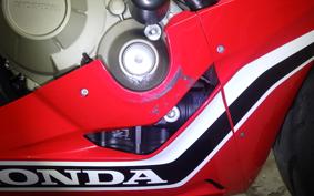 HONDA CBR1000RR GEN 3 2017 SC77