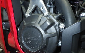 HONDA CBR650R E-Clutch 2025 RH17