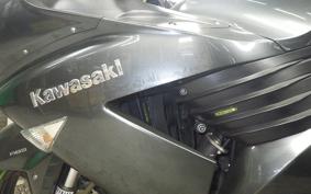 KAWASAKI ZZ1400 NINJA R A 2006 ZXT40B