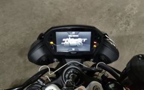 TRIUMPH STREET TRIPLE RS 2025 HDA614
