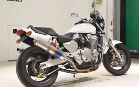 HONDA X4 LD 2000