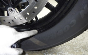 TRIUMPH ROCKET III R 2021