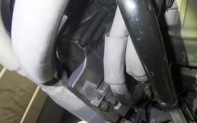 SUZUKI GSR250