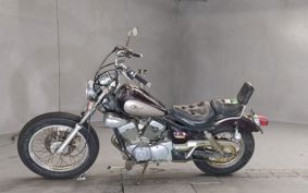 YAMAHA VIRAGO 250 3DM