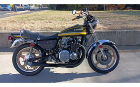 KAWASAKI 900 SUPER FOUR 2025 Z1F