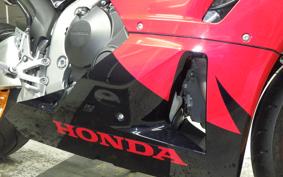 HONDA CBR600RR A 2013 PC40