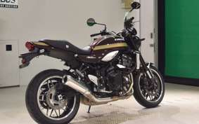 KAWASAKI Z900RS 2025 ZR900K