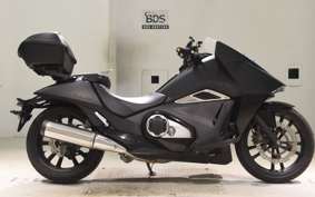 HONDA NM4 VULTUS -01 2015 RC82