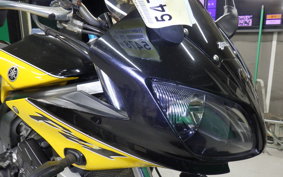 YAMAHA FZS1000 FAZER 2004