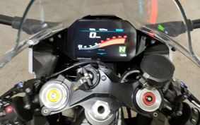 BMW M1000RR 0E71
