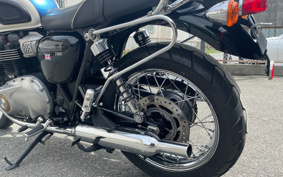 TRIUMPH BONNEVILLE T100 2016 DAD70G