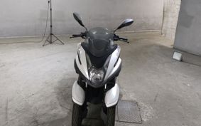 YAMAHA TRICITY 125 SE82J