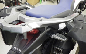 HONDA CRF1000L AFRICA TWIN DCT 2018 SD04