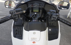 HONDA GL 1800 GOLD WING 2012 SC68