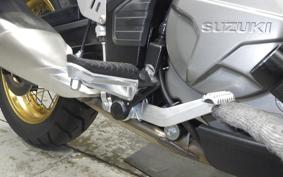 SUZUKI DL650 ( V-Strom 650 ) XTA 2023 C733M