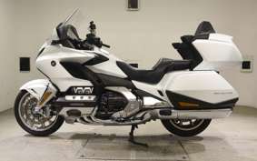 HONDA GL 1800 GOLD WING TOUR DCT 2023 SC79