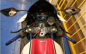 YAMAHA YZF-R7 2022 RM39J